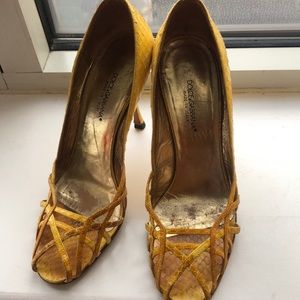 VINTAGE DOLCE AND GABBANA VERO CUOIO OPENTOE HEELS
